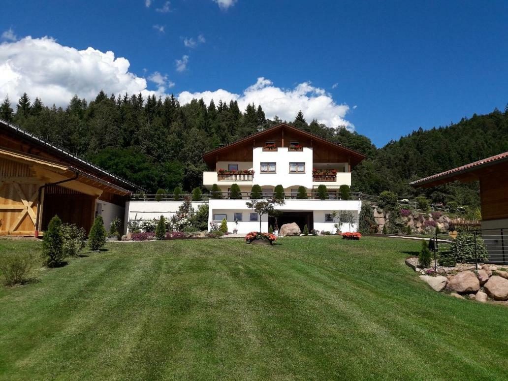 Gasserhof Chalets Мельтина Экстерьер фото