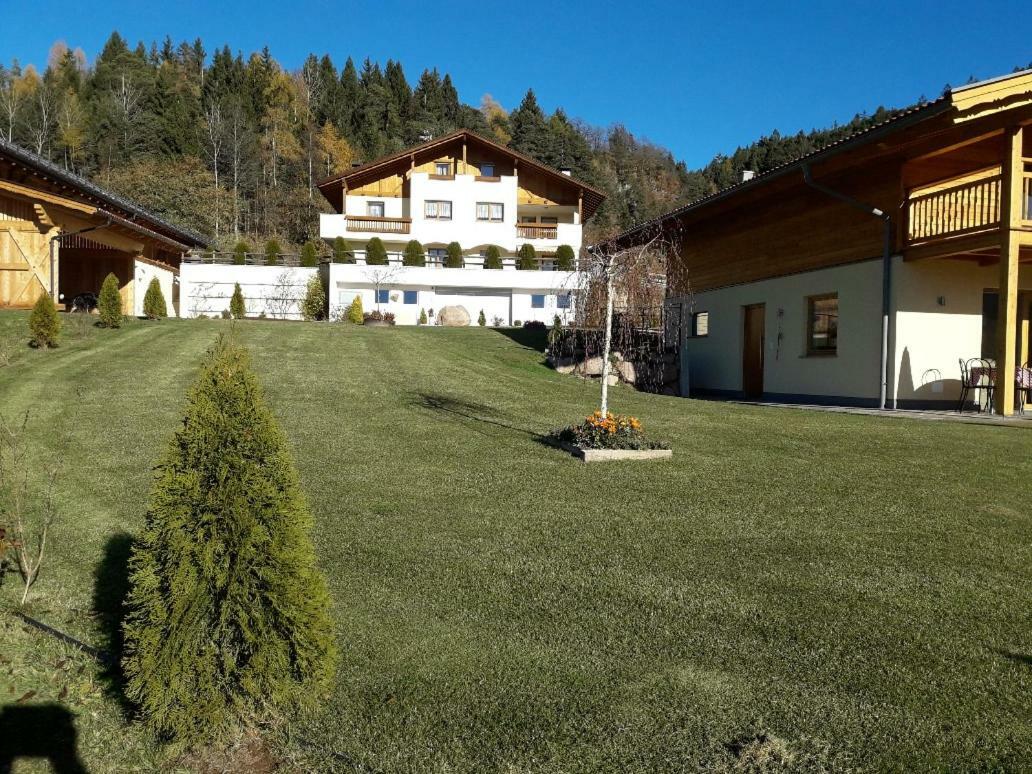 Gasserhof Chalets Мельтина Экстерьер фото